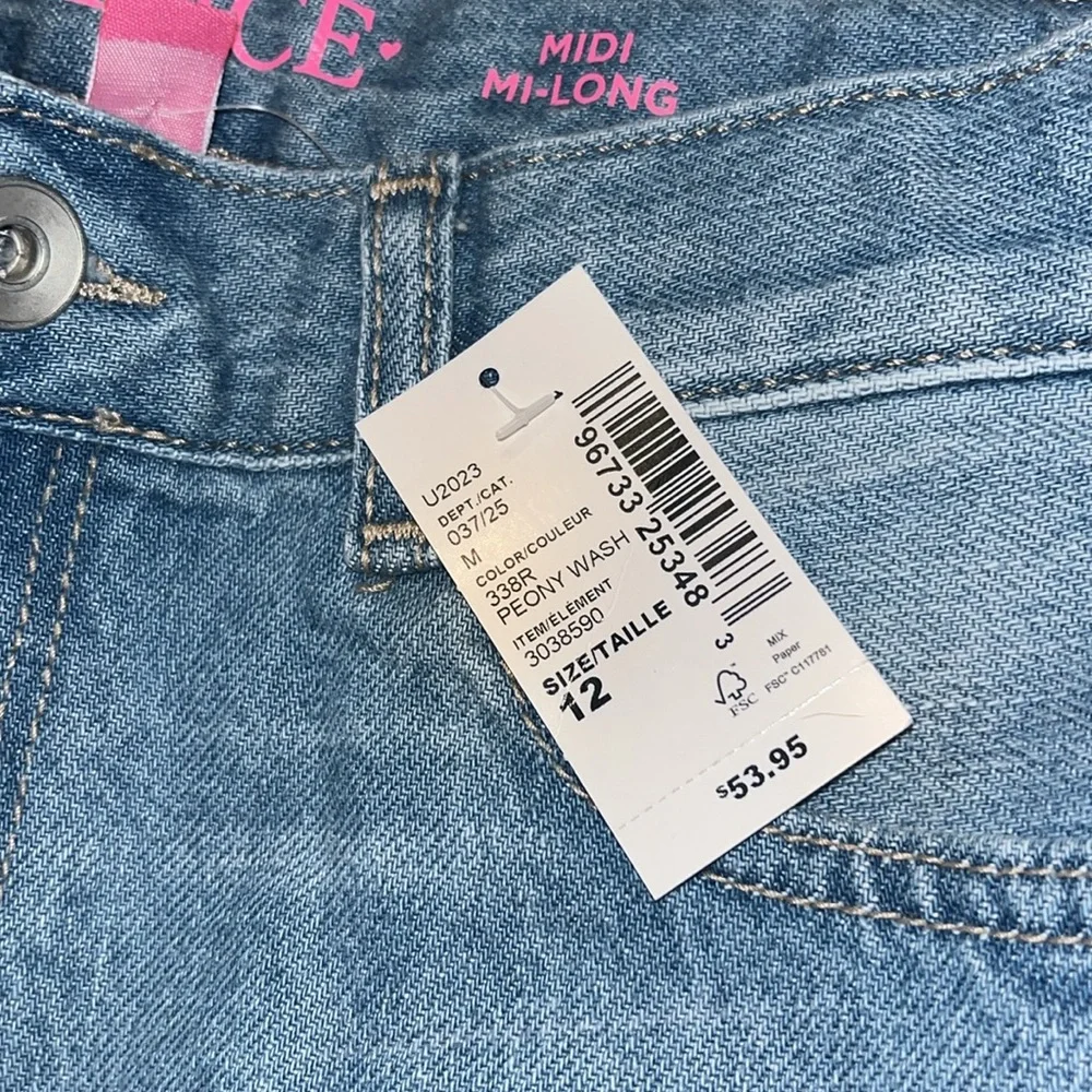 THE CHILDREN'S PLACE GIRLS DISTRESSED ROLL CUFF MIDI SHORTS